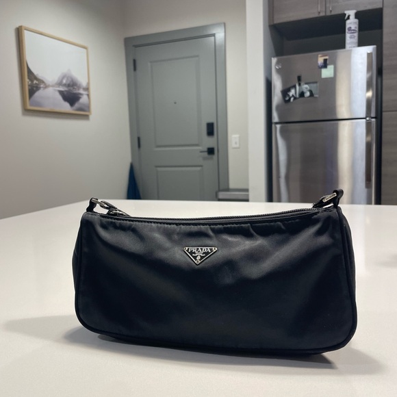 Vintage Prada - Picture 3 of 7